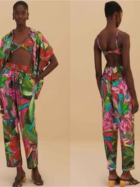 FARM Rio Jardin de Reve tropical pants Small
M